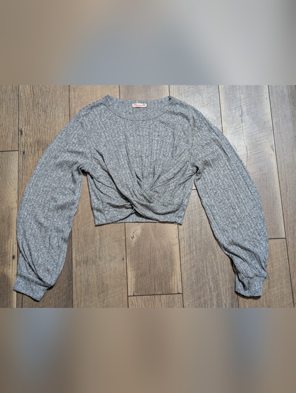 Maronie Womens Small Grey Ribbed Twist Front Crop Top Long Balloon Sleeve NWOT